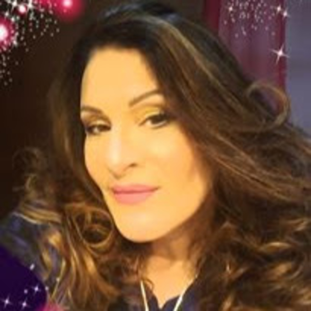 Meet your Posher, Shoshana